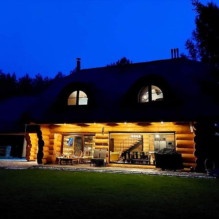 Saski Zakatek, Wakacje W Bajkowym Domku!!! Mazury, Sauna, Jezioro, Pomost, Sasek Maly Exteriör bild
