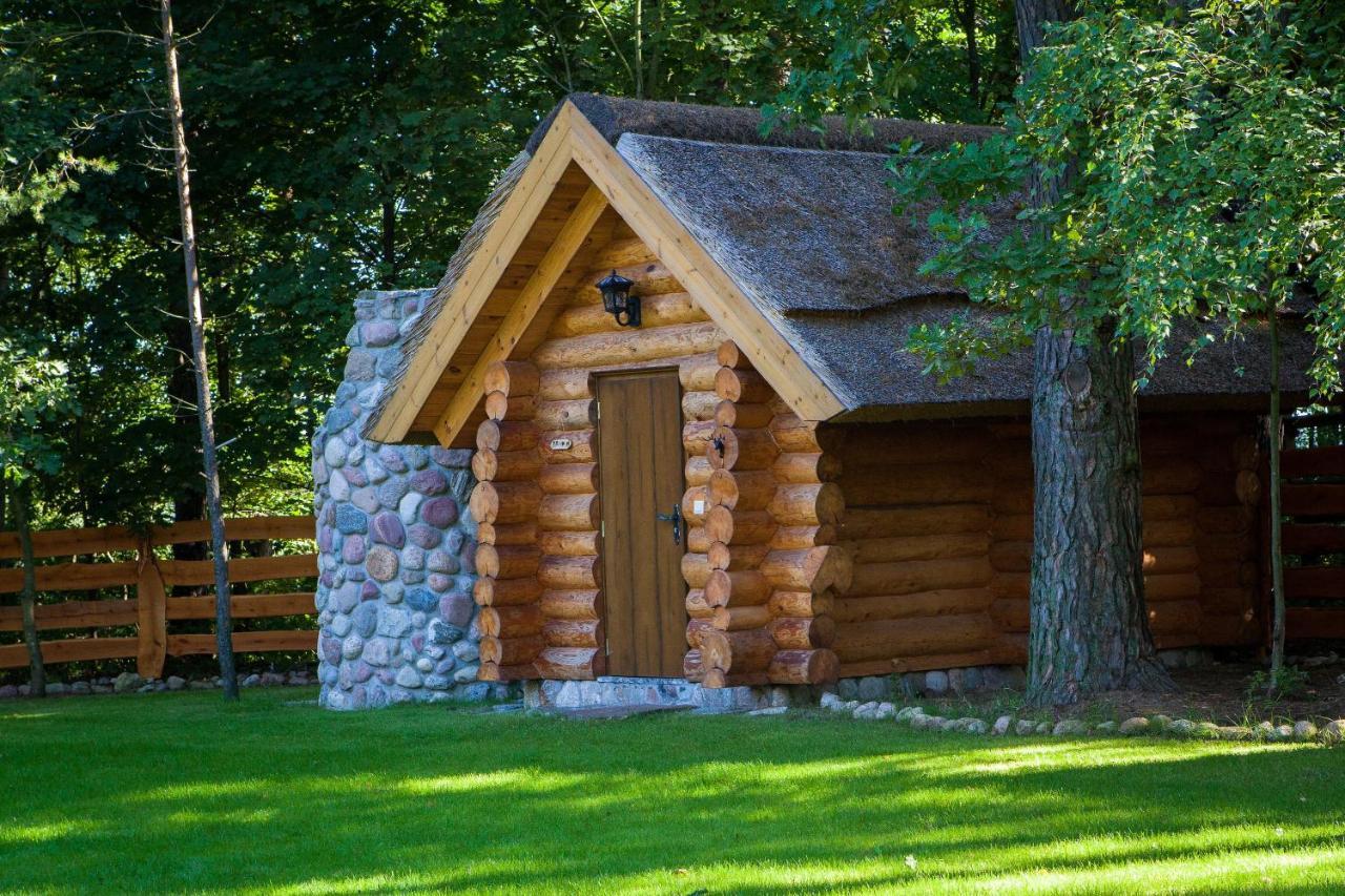 Saski Zakatek, Wakacje W Bajkowym Domku!!! Mazury, Sauna, Jezioro, Pomost, Sasek Maly Exteriör bild